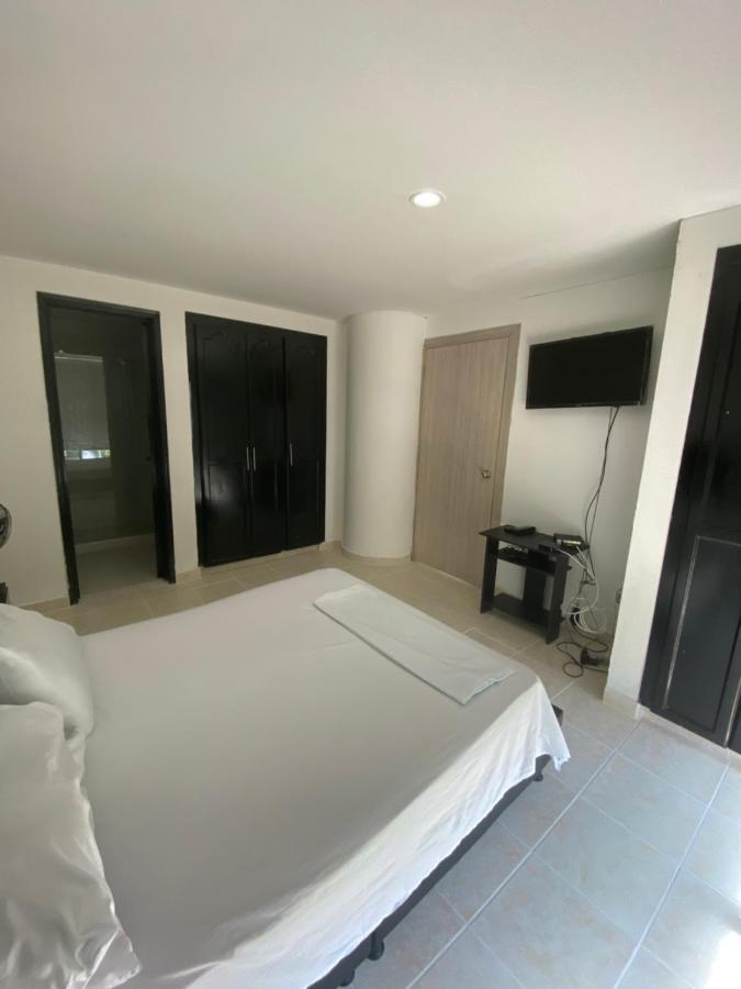 Apartaestudio Amoblado Con Excelente Ubicacion Apartment Перейра Екстериор снимка