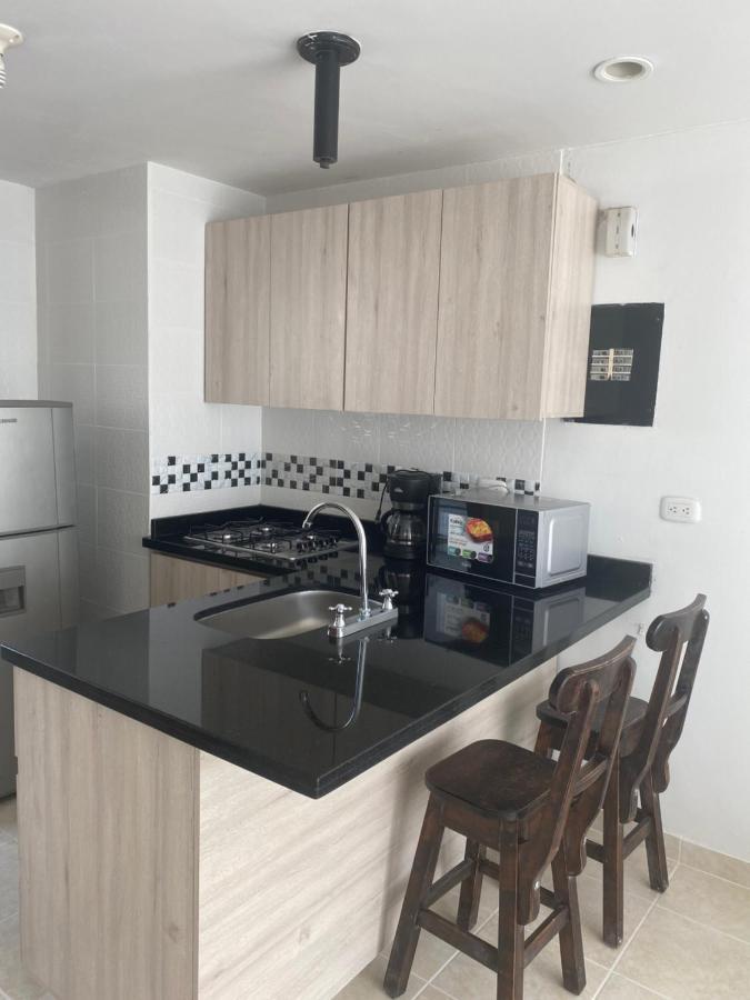 Apartaestudio Amoblado Con Excelente Ubicacion Apartment Перейра Екстериор снимка